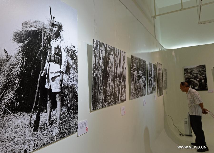 （抗战胜利70周年）（2）长沙举行抗战胜利70周年爱国主义影展