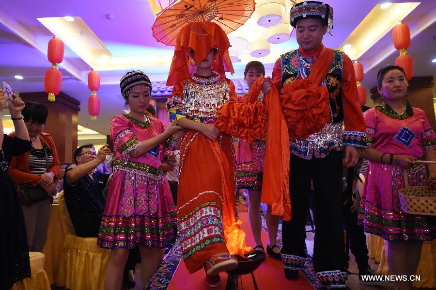 CHINA-HUNAN-MIAO ETHNIC GROUP-WEDDING (CN)