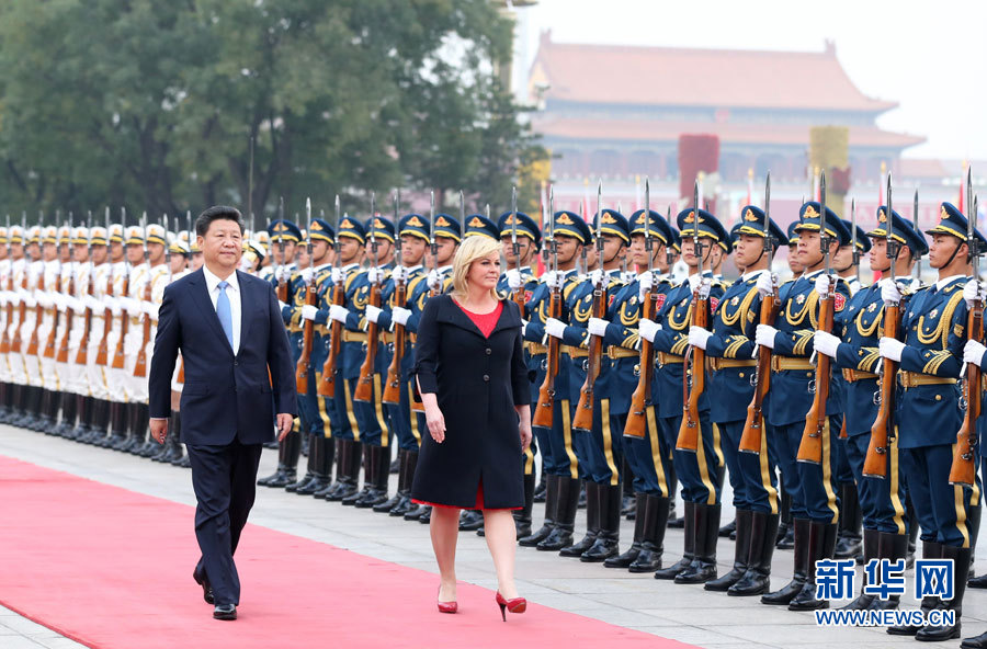 الرئيس الصيني يلتقي بنظيرته الكرواتية