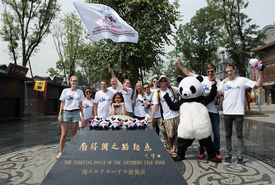 （国际·年终报道）（9）全世界都爱大熊猫