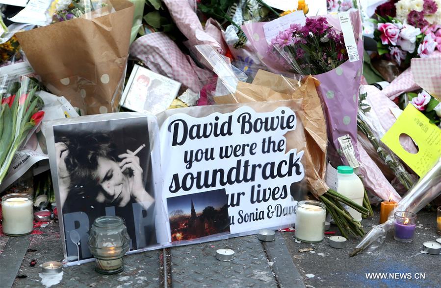 （国际）（2）英国乐迷哀悼摇滚明星大卫·鲍伊去世