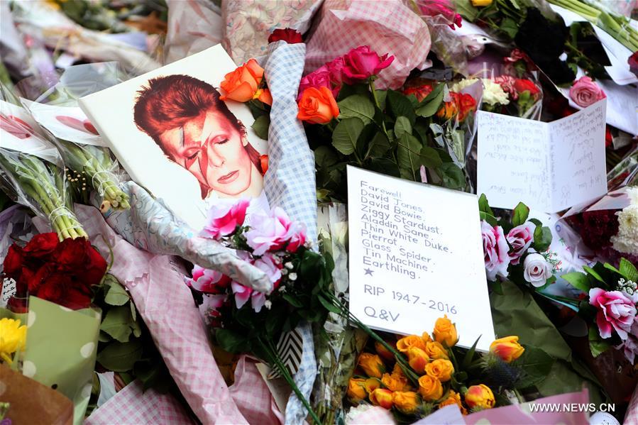 （国际）（4）英国乐迷哀悼摇滚明星大卫·鲍伊去世