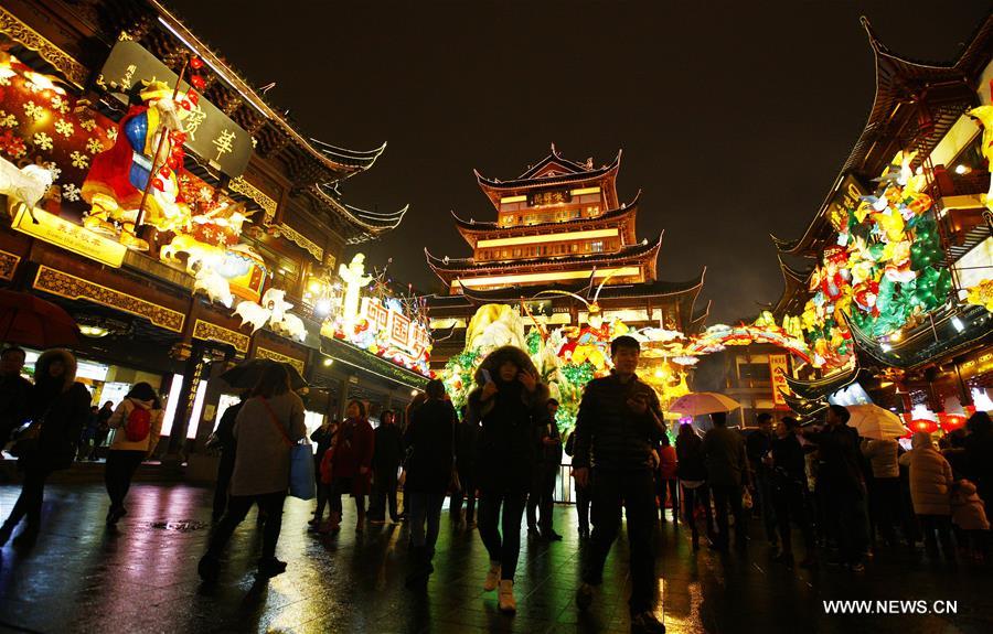 （社会）（1）上海：豫园灯会庆元宵
