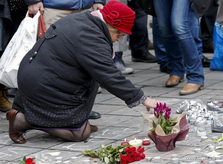 （晚报）（4）比利时民众悼念恐怖袭击遇难者