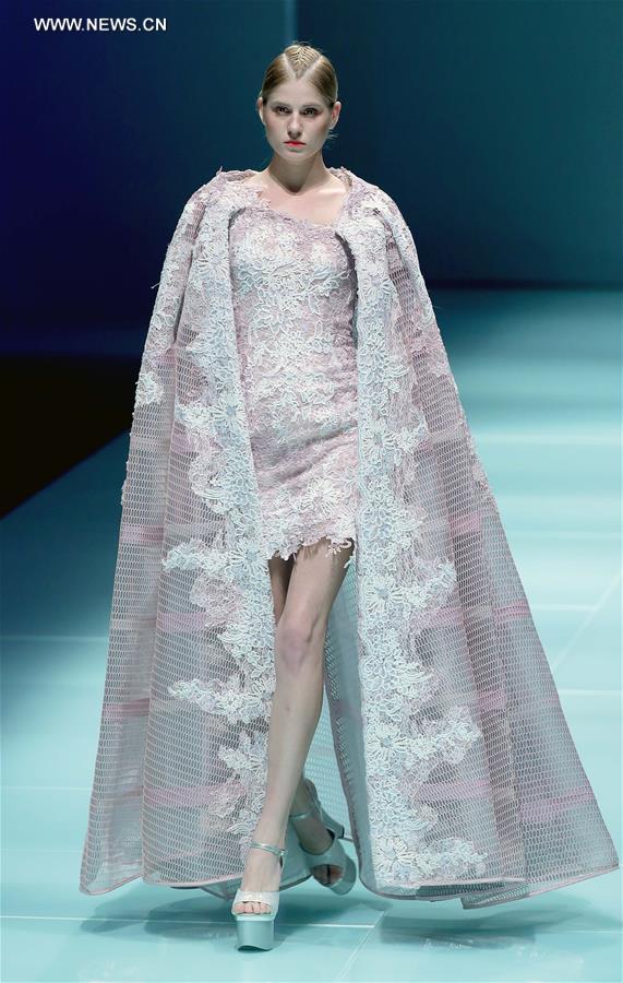 （晚报）（3）绝·设婚纱礼服发布会在京举行