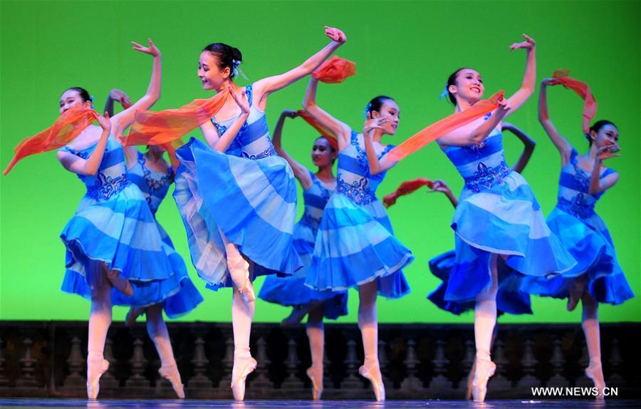 #（文化）（4）中央芭蕾舞团走进沈阳高校