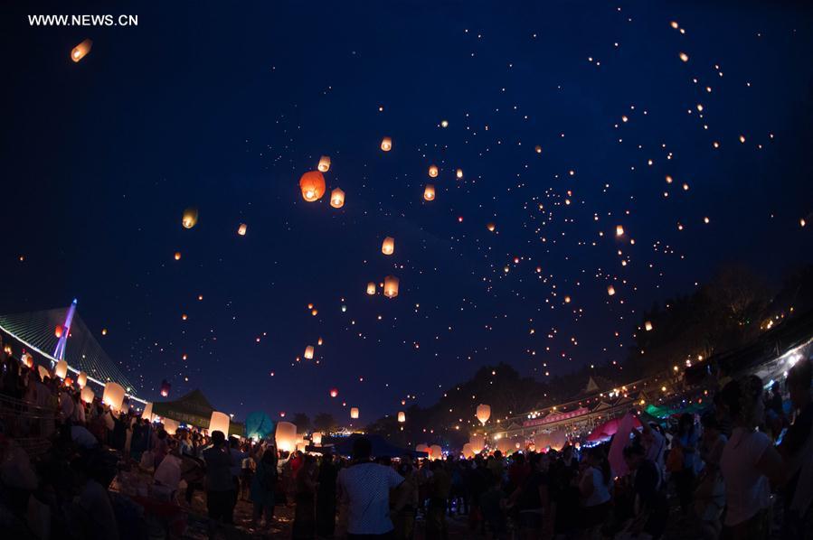 CHINA-YUNNAN-JINGHONG-SKY LANTERN (CN)