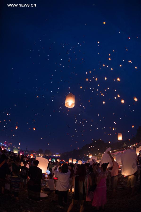 CHINA-YUNNAN-JINGHONG-SKY LANTERN (CN)