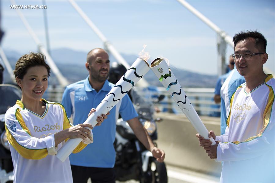 (SP)GREECE-OLYMPIC TORCH RELAY-CHINESE TORCHBEARERS