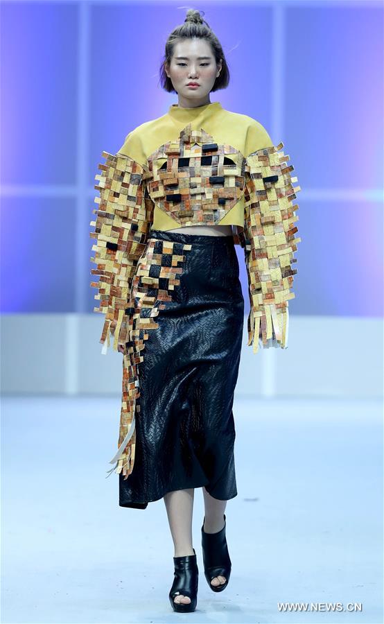 CHINA-BEIJING-COLLEGE STUDENTS' FASHION WEEK (CN)