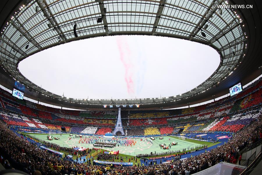 （欧锦赛）（8）足球——欧锦赛开幕式在法国巴黎举行