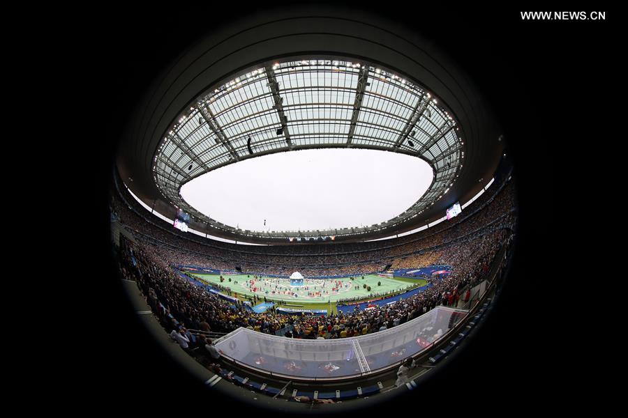 （欧锦赛）（9）足球——欧锦赛开幕式在法国巴黎举行