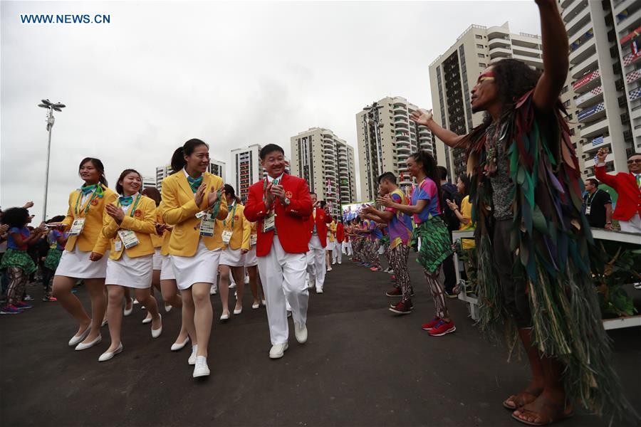 （里约奥运会）（9）中国代表团举行升旗仪式