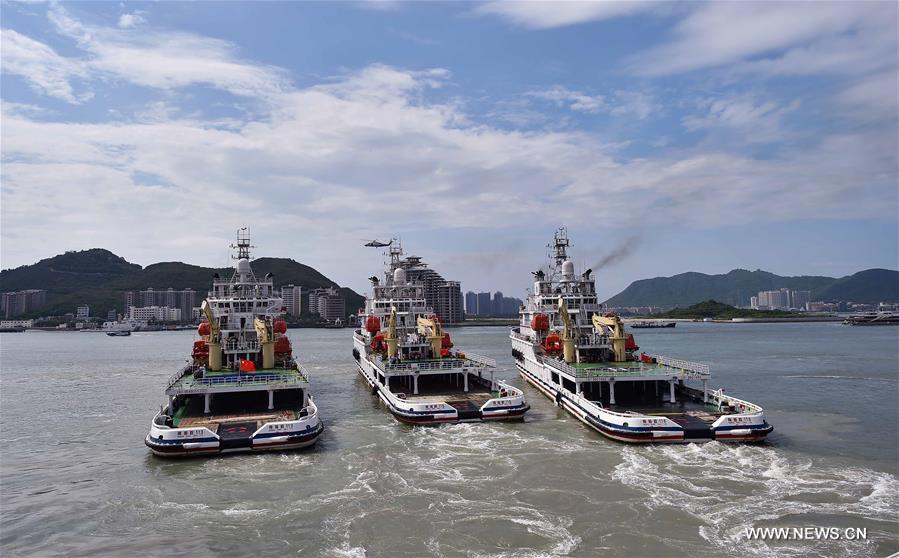 الصورة: تمرينات للإنقاذ البحري في المياه القريبة من جزيرة هاينان