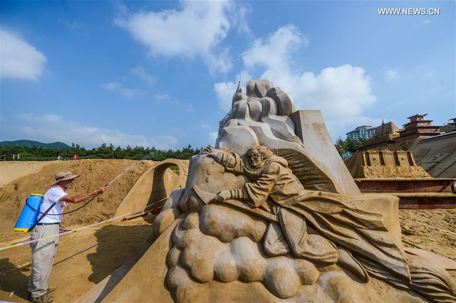  الصورة: معرض النحت الرملي في شرقي الصين لاستقبال قمة مجموعة الـ20