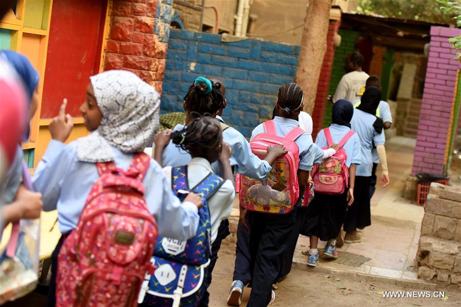 الصورة: مصر: "مركز تعليم اللاجئين الأفارقة" يبدأ عاما دراسيا جديدا