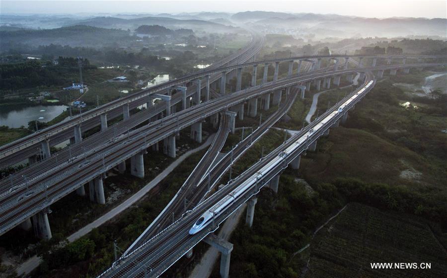  الصورة: السكك الحديد فائقة السرعة في الصين