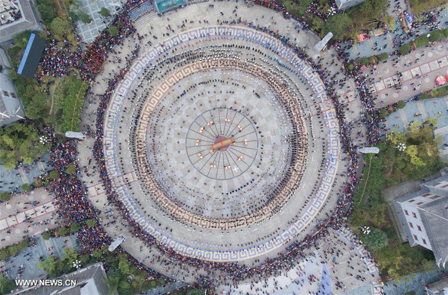  الصورة: افتتاح مهرجان ثقافي لقومية مياو في جنوب غربي الصين