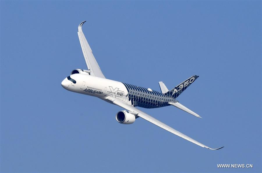 （珠海航展）（2）远程宽体飞机空客A350WXB亮相航展