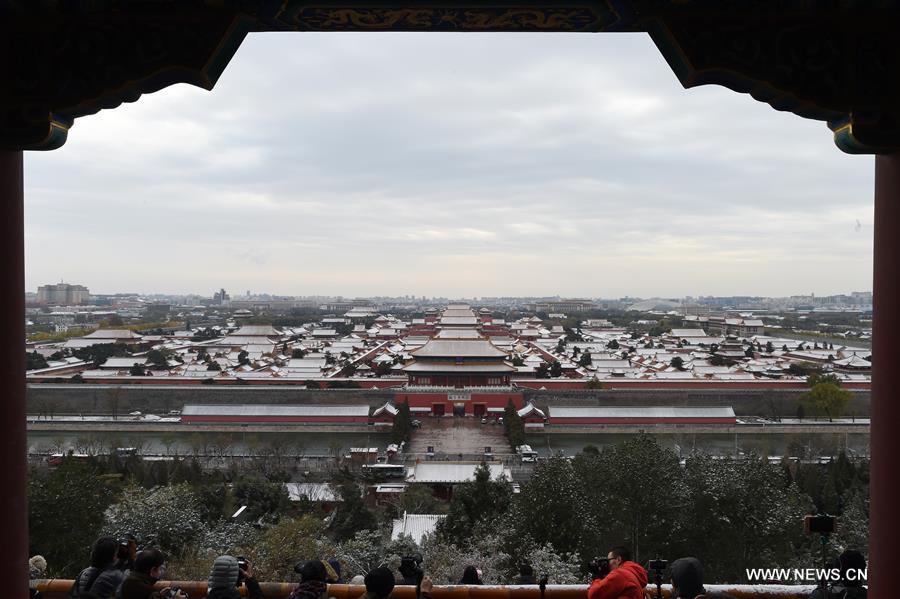 الصورة: بكين تشهد أول تساقط للثلوج في الشتاء