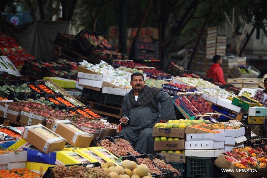 الصورة: سوق العبور أحد ضحايا الركود الاقتصادي في مصر