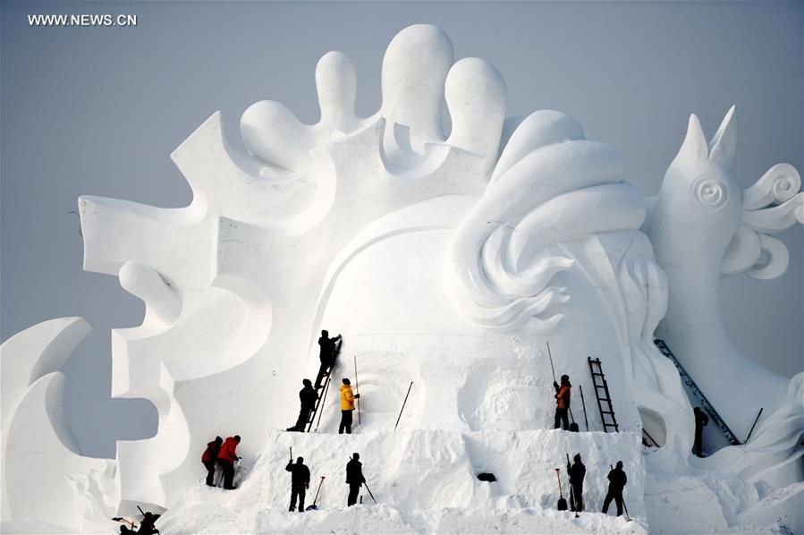 الصورة: أكبر نحت ثلجي في معرض فن النحت الثلجي الدولي بشمال شرقي الصين