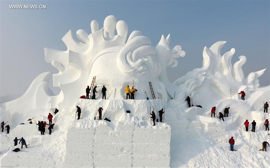 الصورة: أكبر نحت ثلجي في معرض فن النحت الثلجي الدولي بشمال شرقي الصين