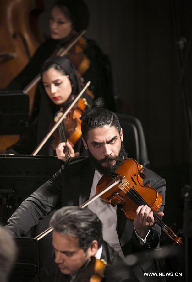 الصورة: تواصل فعاليات مهرجان فجر الموسيقي الدولي الـ 32 في طهران