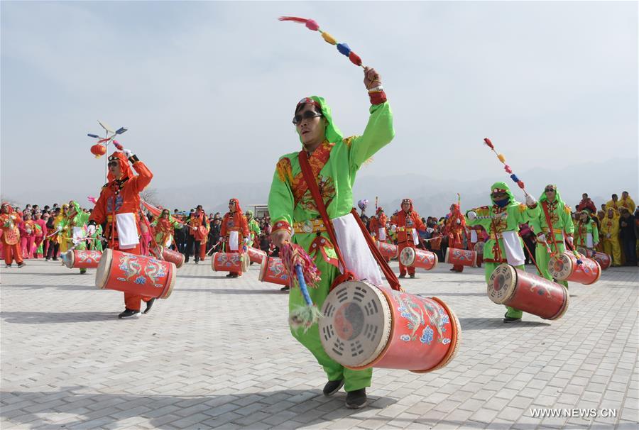  الصورة: مهرجان تقليدي بمناسبة عيد الربيع بشمال غربي الصين