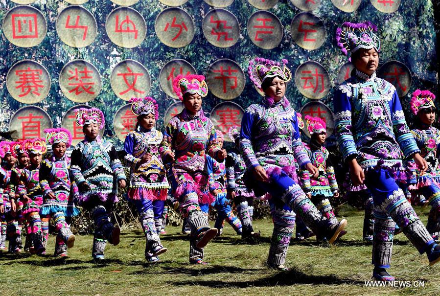 الصورة: إقامة مهرجان تقليدي لقومية يي جنوب غربي الصين