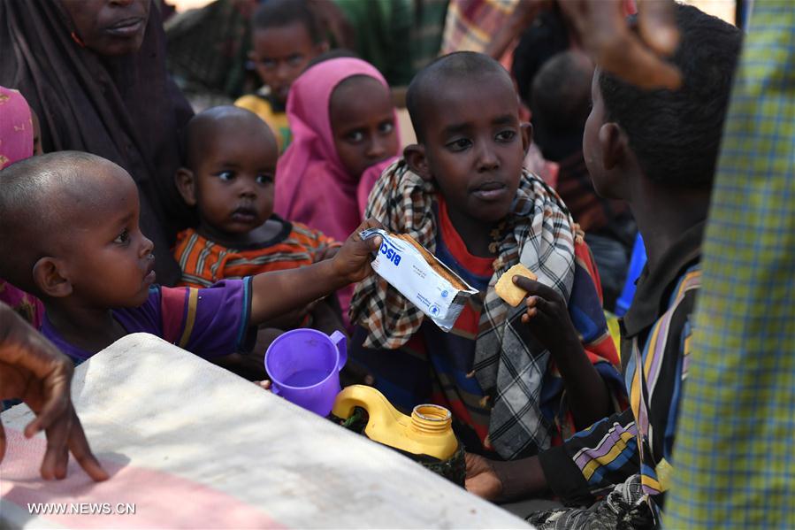 الصورة: الجفاف والمجاعة وكوارث أخرى تعترض حياة المواطنين في الصومال