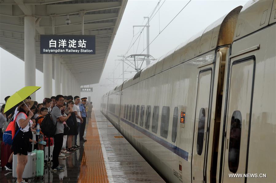 （社会）（6）北京至雄安新区首次开行动车组列车