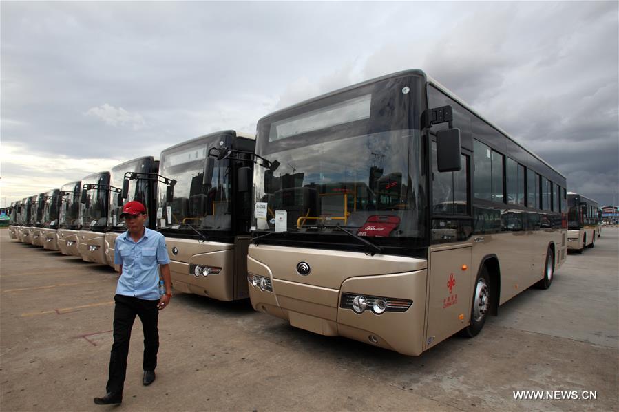 （XHDW）（2）中国捐赠公交车助柬埔寨升级公交系统