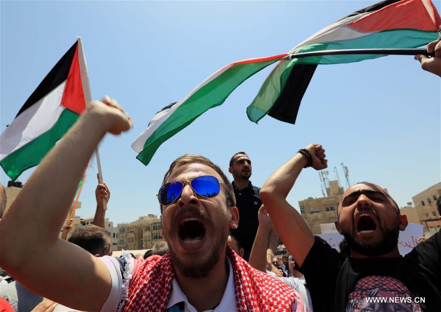 الصورة: مظاهرات في الأردن للمطالبة بطرد السفير الإسرائيلي