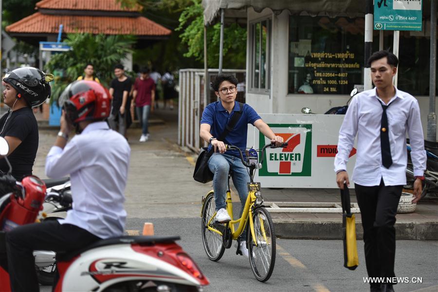 الصورة : الدراجات التشاركية الصينية تدخل إلى حرم جامعات تايلاندية 