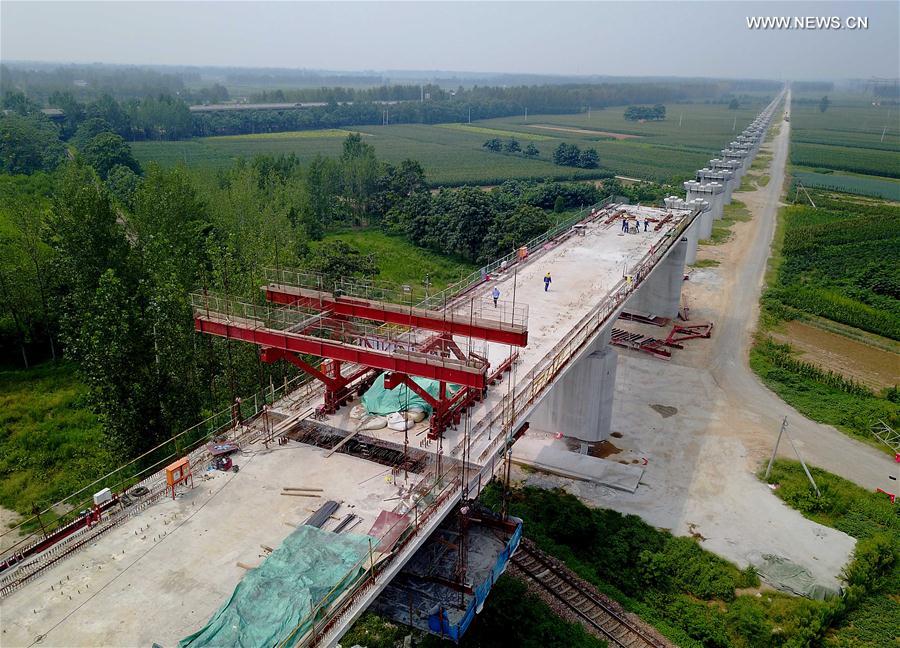 الصورة: بناء خط قطار فائق السرعة جديد يربط تشنغتشو مع وانتشو
