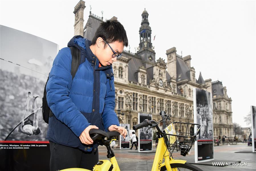 （新华视界）（3）法国巴黎：OFO“小黄车”助力市民绿色出行