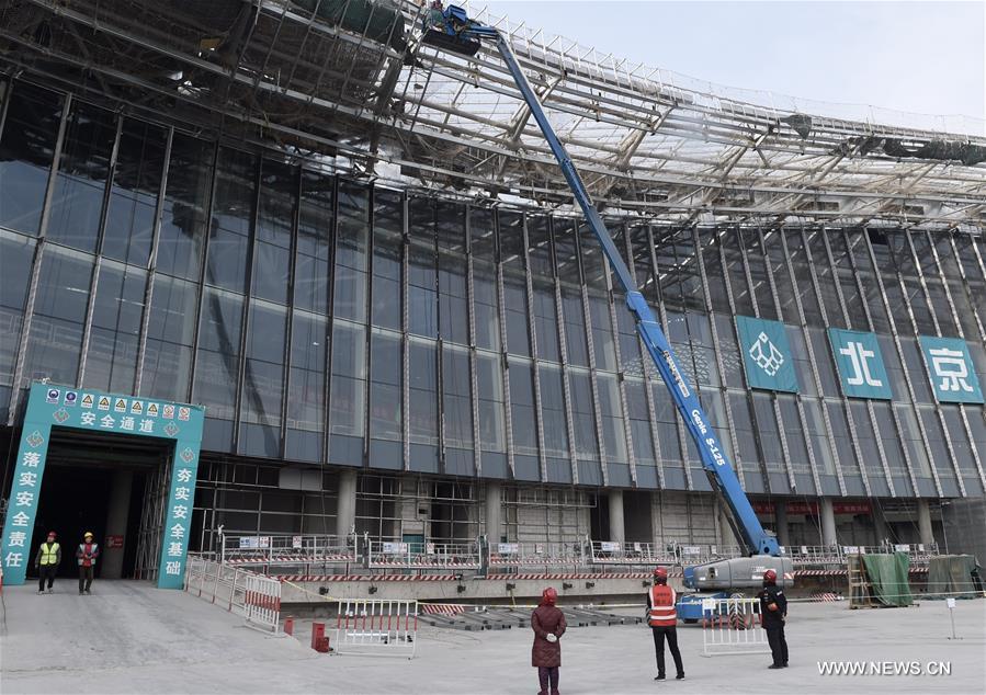 الصورة: مطار جديد بجنوبي بكين قيد الإنشاء