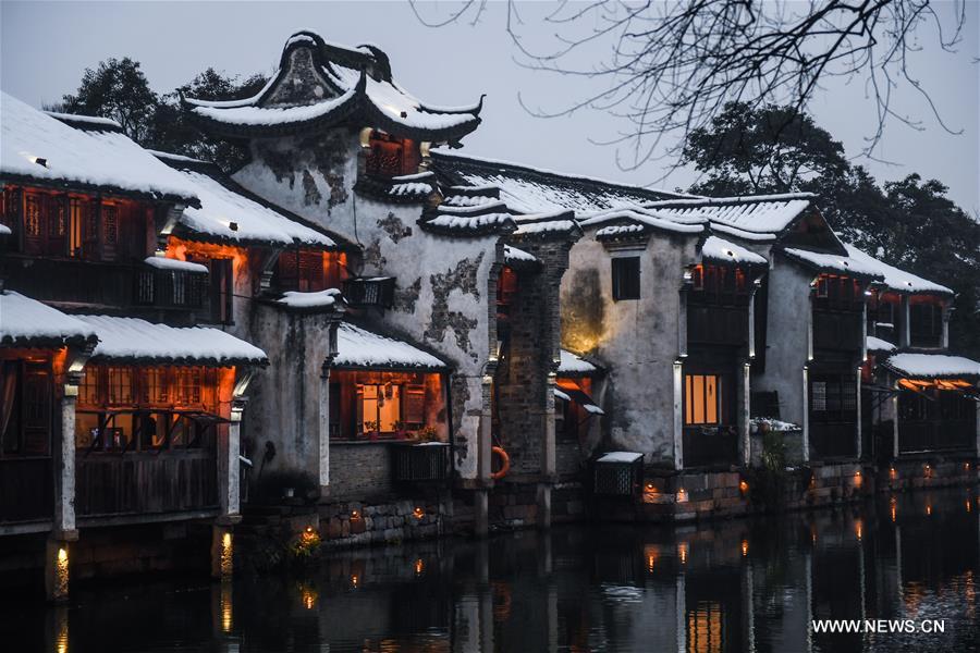 CHINA-ZHEJIANG-WUZHEN-SNOW (CN)