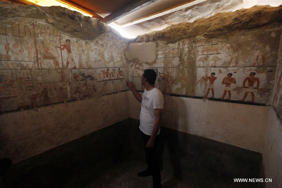 الصورة: اكتشاف مقبرة أثرية عمرها 4400 عام في مصر