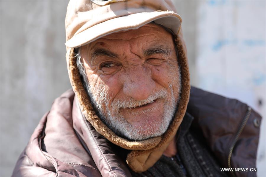 الصورة: تزايد عمالة الكهول بسبب الفقر شرقي العراق