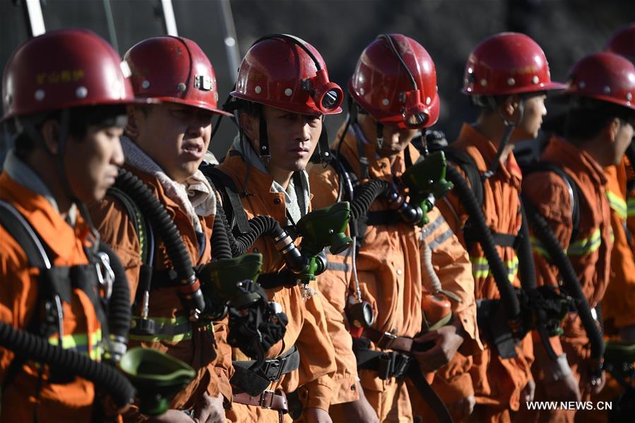 الصورة: مواصلة عمليات الانقاذ بعد انفجار غاز داخل منجم بنينغشيا في شمال غربي الصين