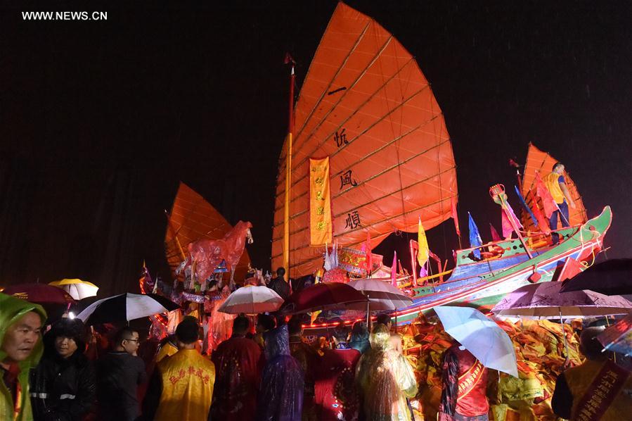 الصورة: الاحتفال بمهرجان شعبي بأسلوب مميز في جنوب شرقي الصين