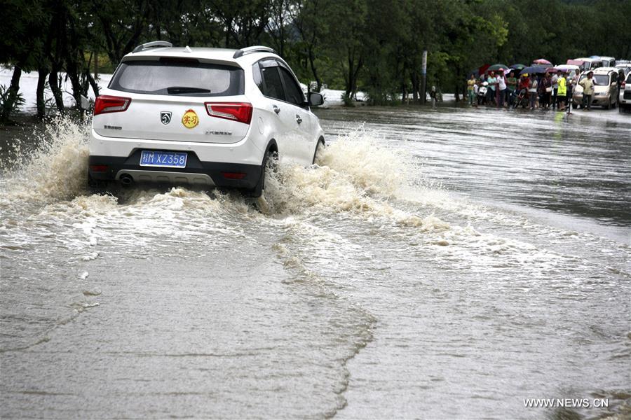 الصورة: فيضان ناجم عن أمطار غزيرة مستمرة تجتاح قوانغشي بجنوبي الصين
