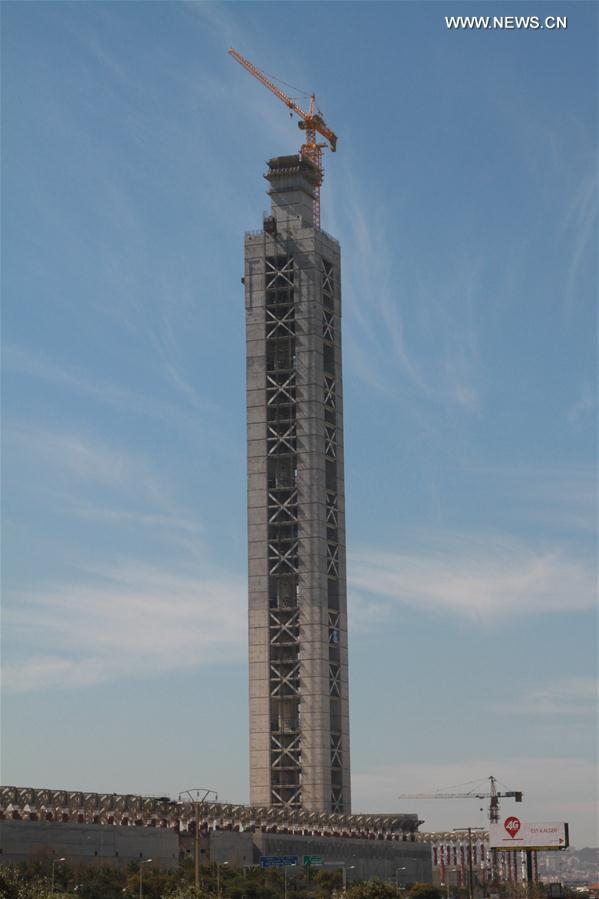 الصورة: الجزائر تنهي بناء أعلى مئذنة في العالم