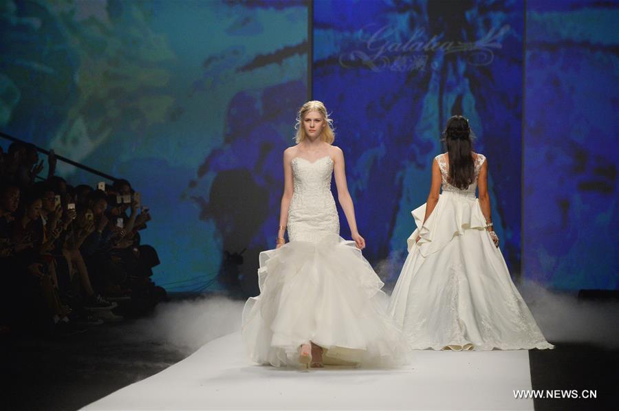 الصورة: أسبوع الموضة في شانغهاي