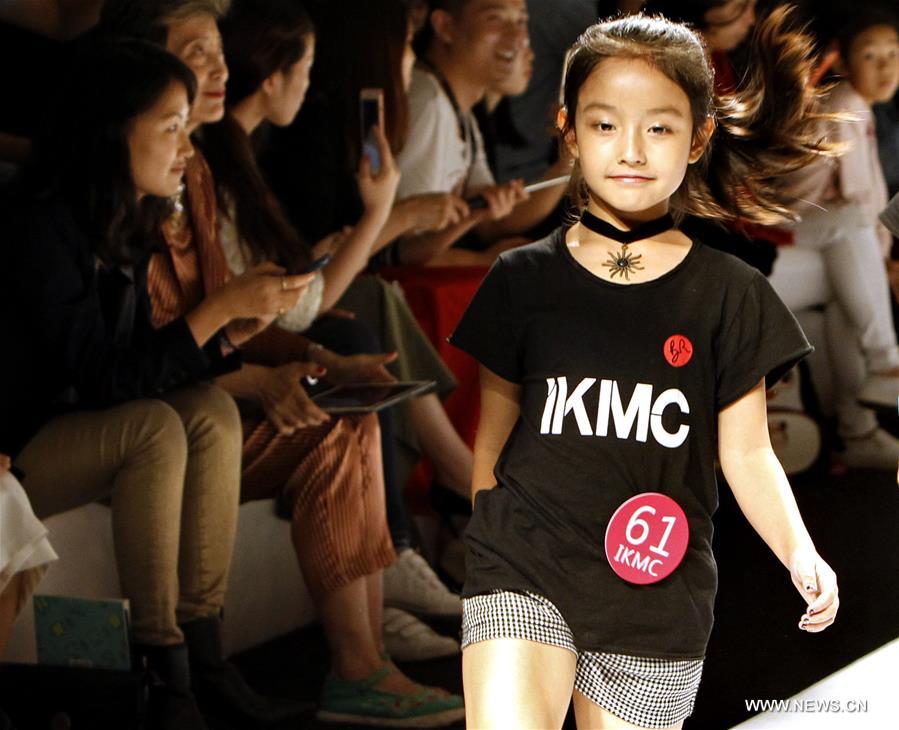 الصورة: أسبوع الموضة في شانغهاي