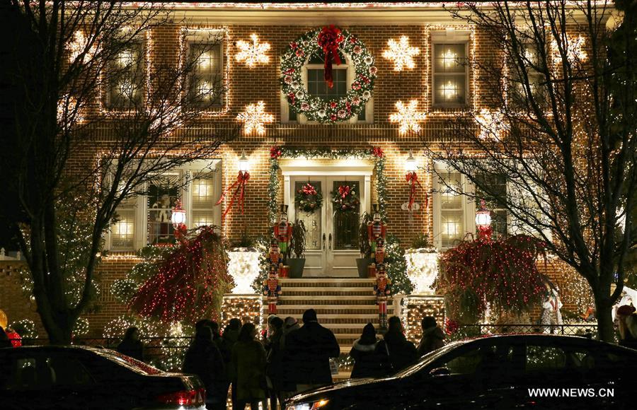 （国际）（6）纽约布鲁克林“圣诞村”的绚丽灯饰