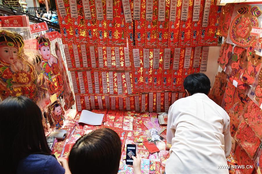 （国际）（3）曼谷唐人街：购年货 迎春节