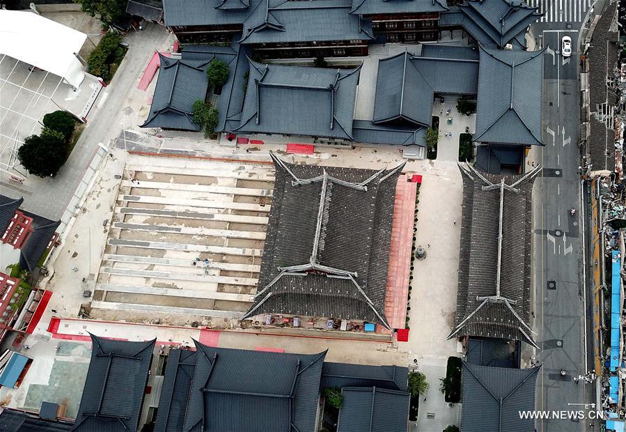 （社会）（8）上海玉佛禅寺百年古建筑大雄宝殿开始平移